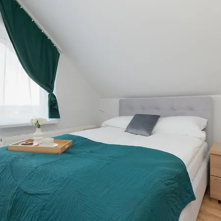 Modern With Parking Close To The By Renters Apartment