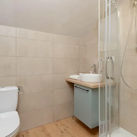 Modern With Parking Close To The By Renters Chłapowo