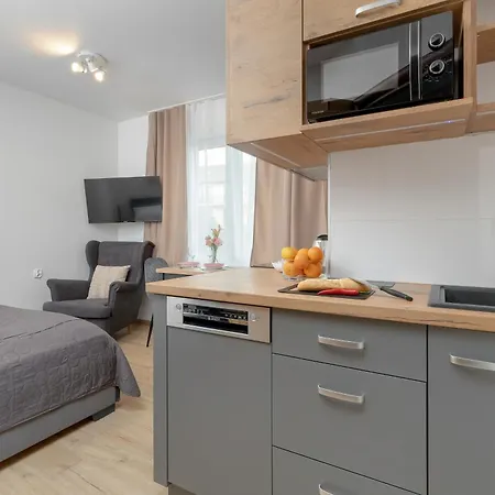 Apartment Modern With Parking Close To The By Renters