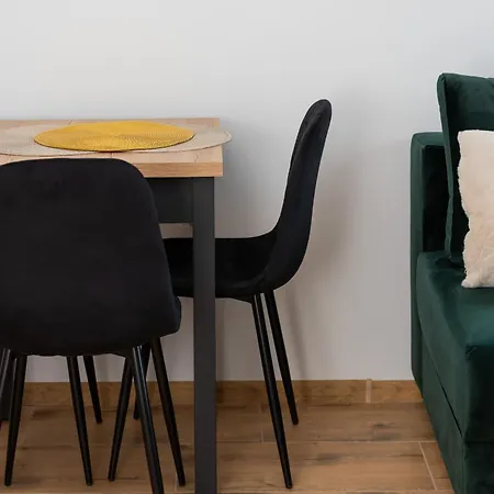 Apartment Modern With Parking Close To The By Renters *